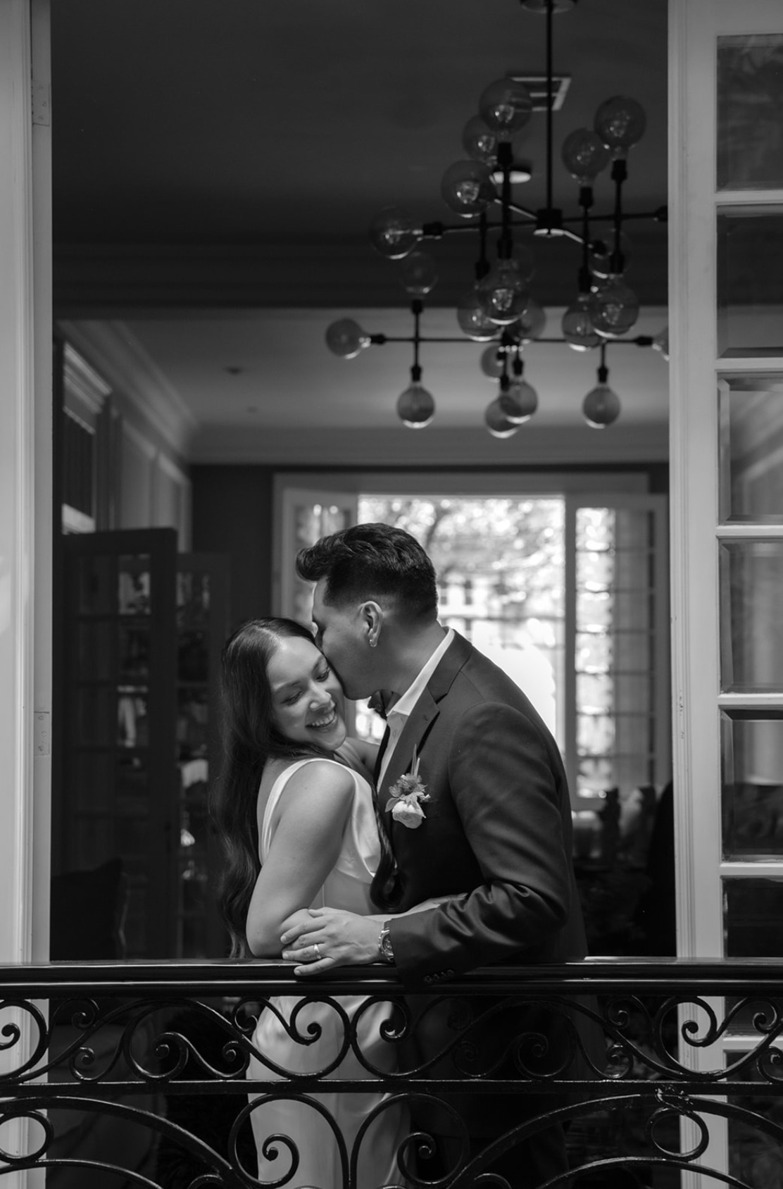 couple kissing in incredible venue for their elopement in mexico city